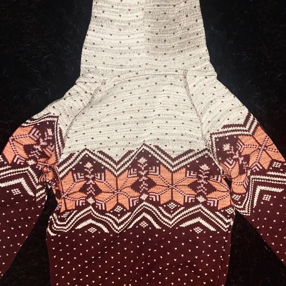 Sweater/Jacket - Picture 2 of 3